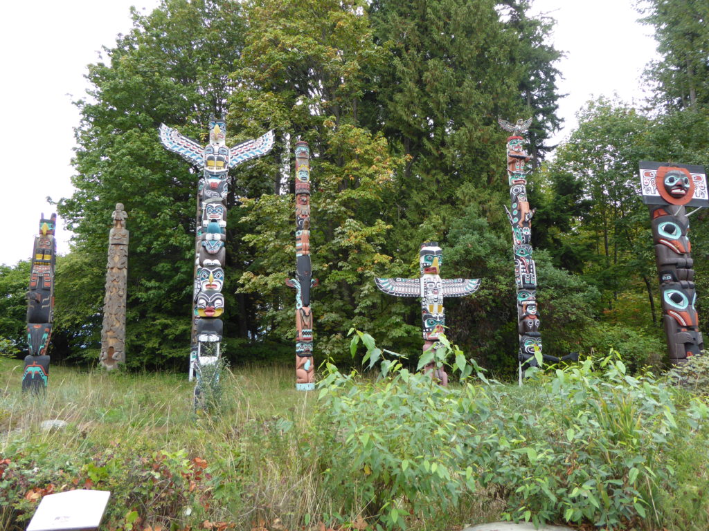 Totem Pole Display Stanley Park Vancouver