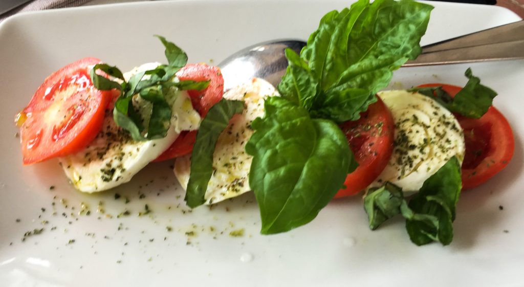 A delicious lunch at Da Gelsomina in Anacapri included a caprese salad.