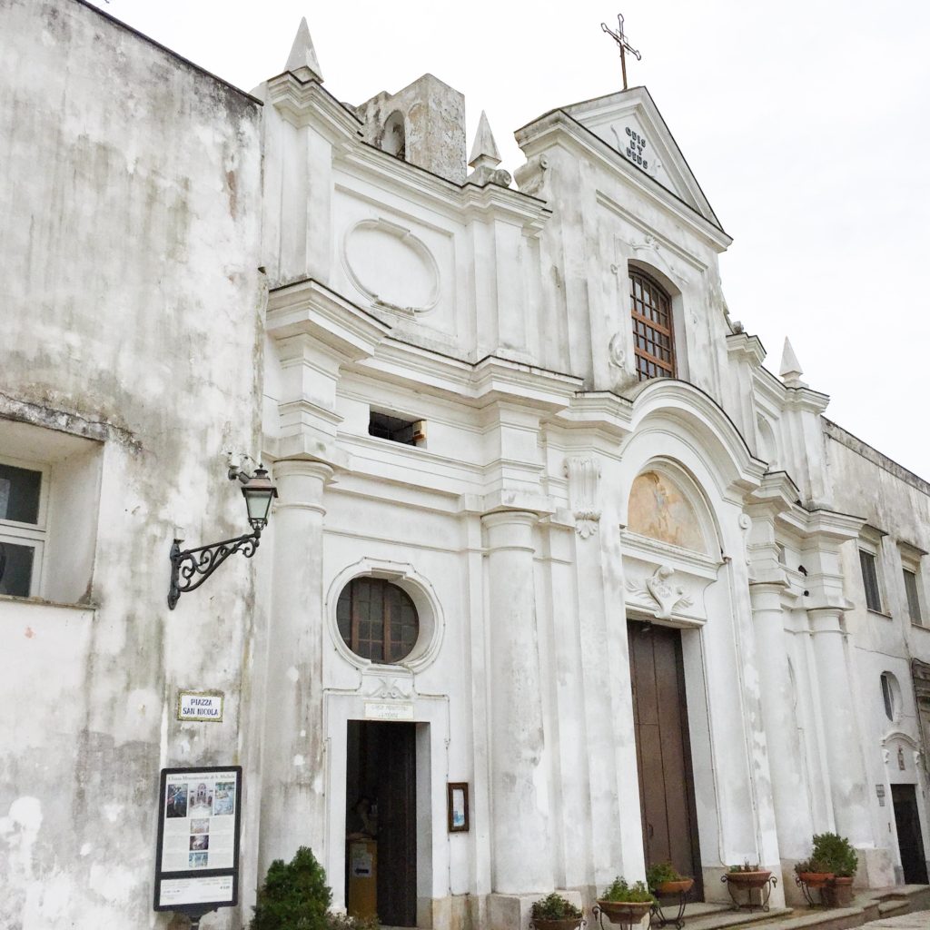 The Church of San Michele is one of the beautiful buildings to admire in the historic center of Anacapri.