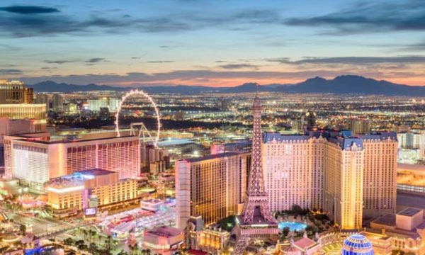 25 Best Things to Do in Las Vegas (That Aren’t Gambling)!