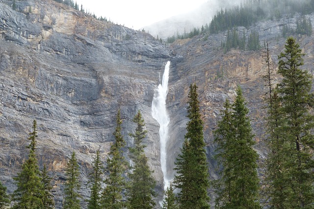 Takakkaw Falls in Yoho National Park, British Columbia, Canada