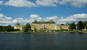 A Guide to Visiting Drottningholm Palace on a Day Trip From Stockholm!