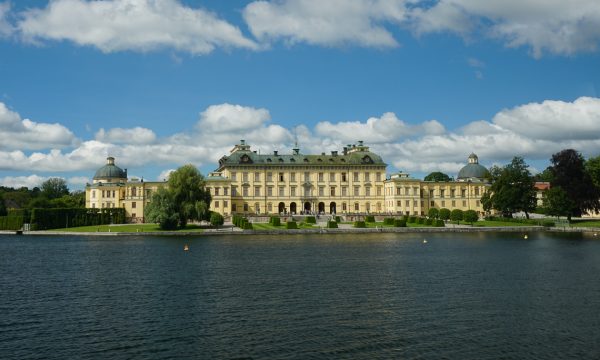 A Guide to Visiting Drottningholm Palace on a Day Trip!