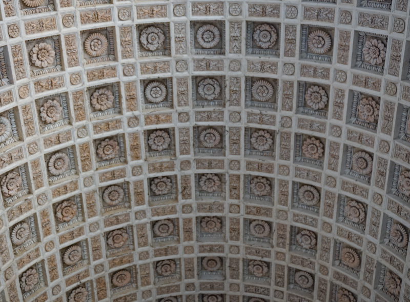 A ceiling in the Basilica di Sant'Andrea Mantua