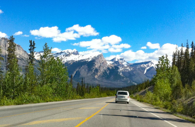 Driving the Icefields Parkway in Canada