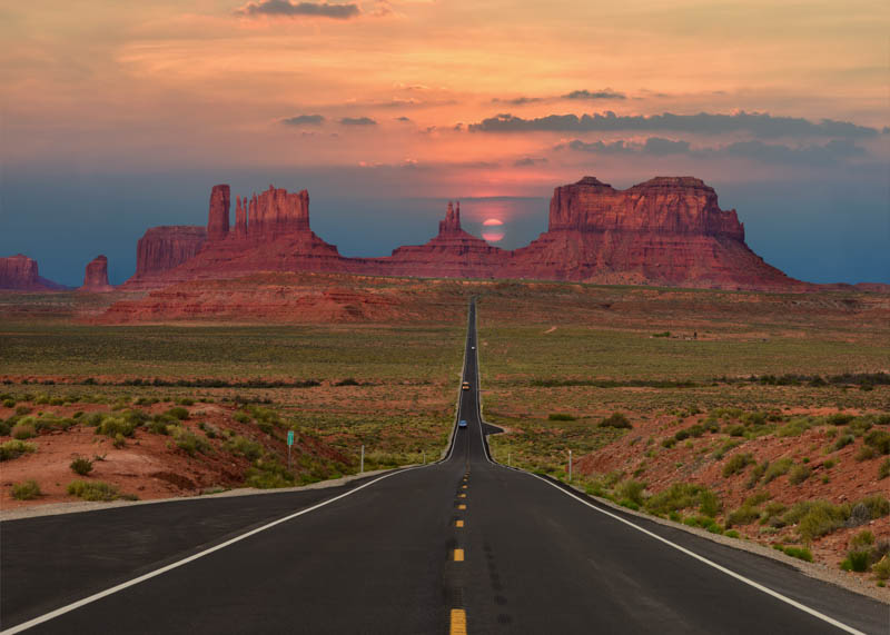 Road through Monument Valley in Utah