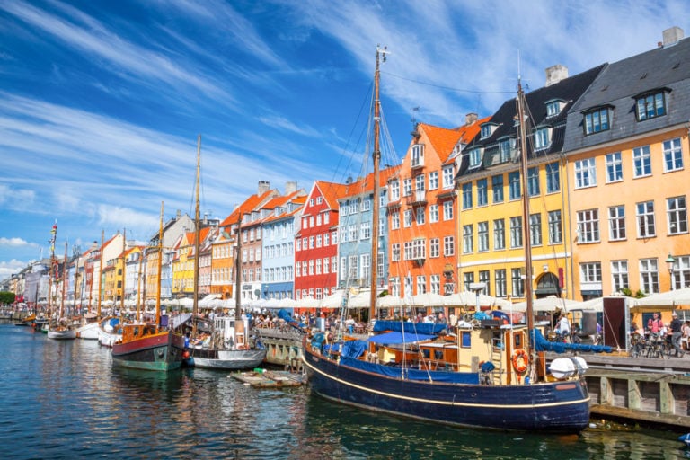 38 Best Cities to Visit in Europe (Bucket-List Icons, Stunning Small ...