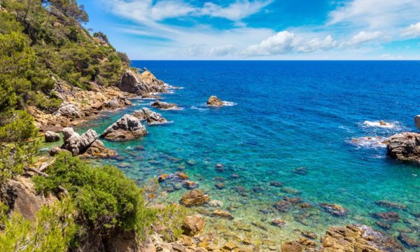 17 Best Day Trips from Barcelona, Spain: Coastal Villages, Mountains, and More!