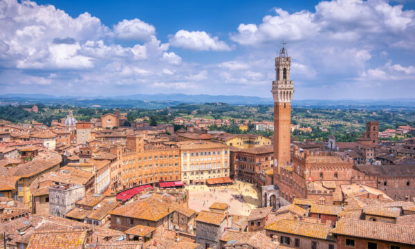 One Day in Siena Itinerary: What to Do in this Stunning Tuscan Town!