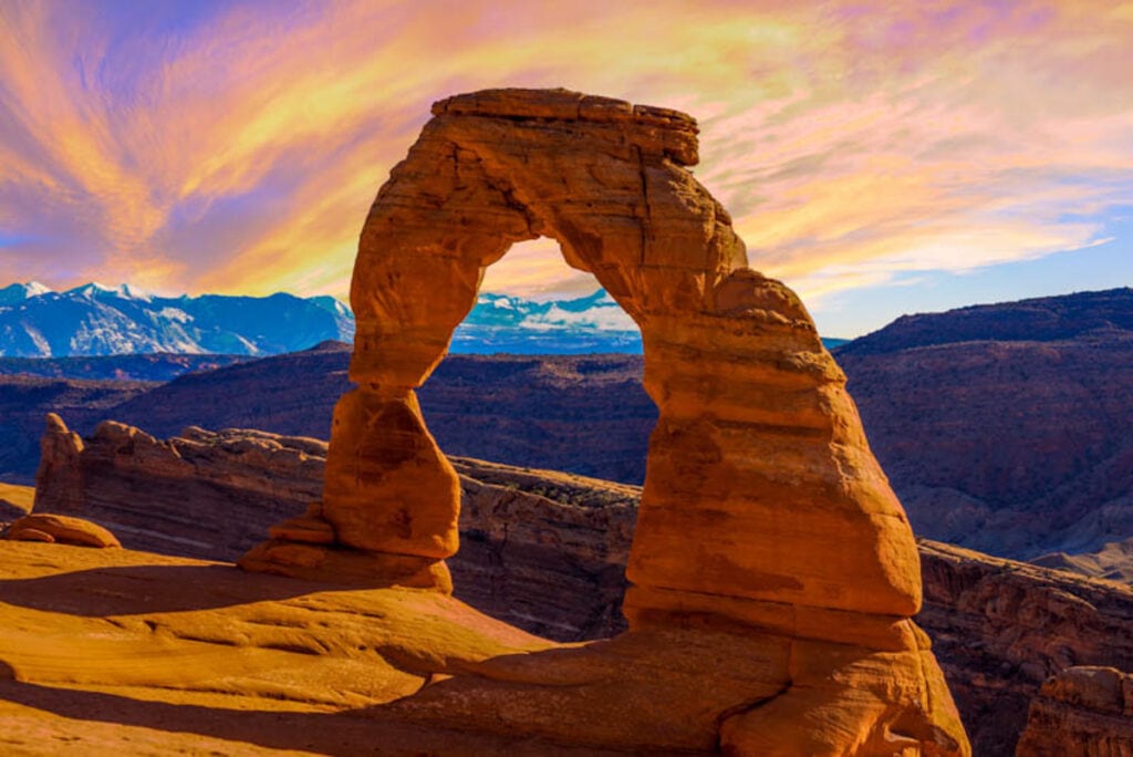 Arches National Park is one of the most spectacular western US national parks for your bucket list.