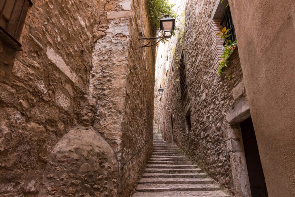 The Jewish Quarter in Girona, Spain is a must-visit on a day trip from Barcelona to Girona. 