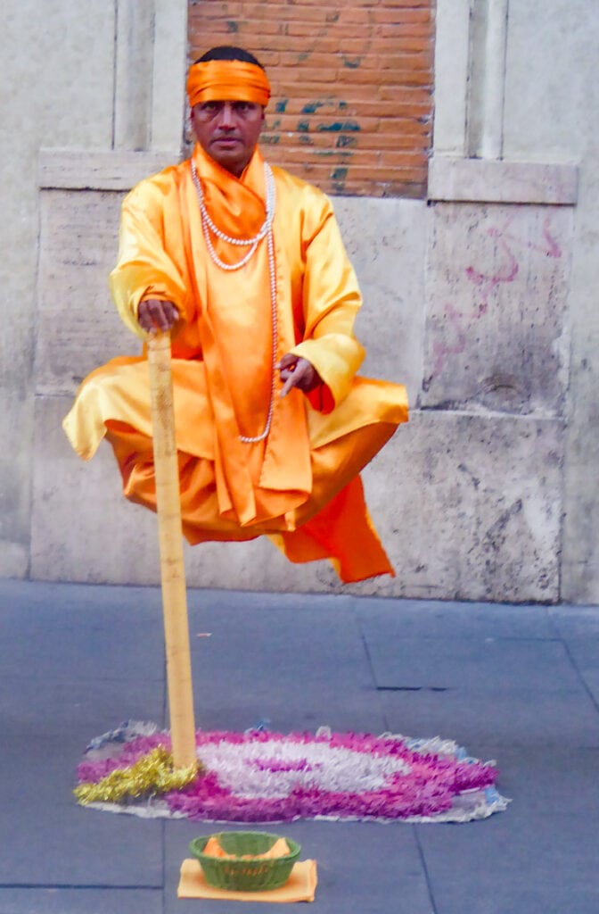 Street performer Rome Italy