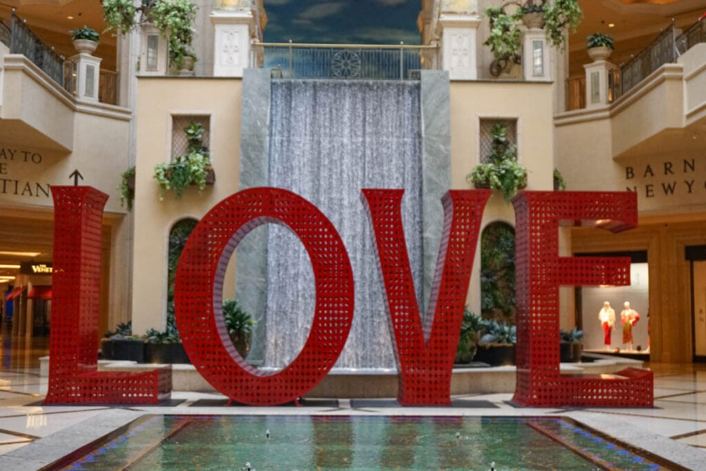 The LOVE Sculpture at the Venetian Resort
