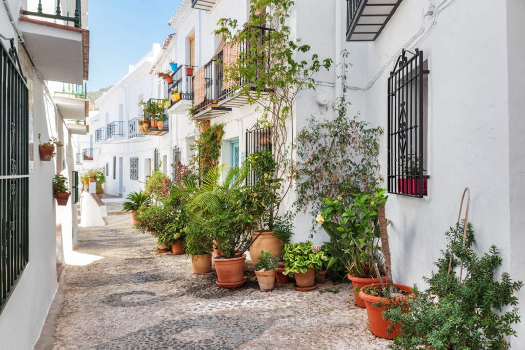 Frigiliana is one of the most picturesque white villages in the south of Spain!